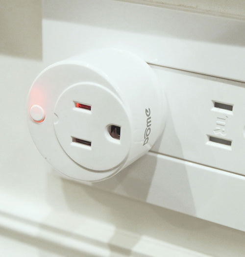 Dome On/Off Plug-In Switch with Energy Monitoring Z-Wave Range Extender, White - DMOF1